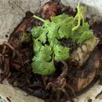 ร้านอาหารใต้ KHUN•KEOI มาลอง 