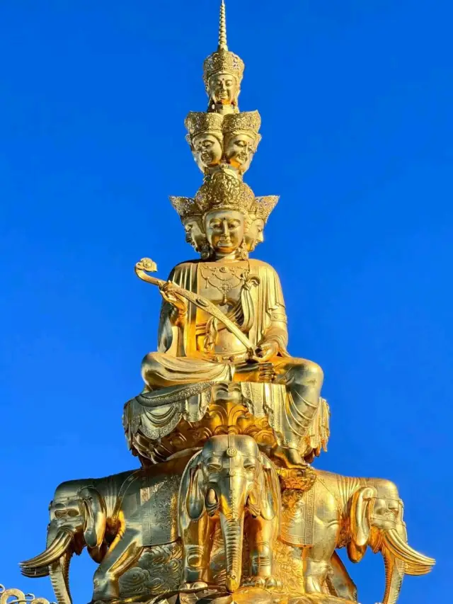 Jinding Emei: A Majestic Peak of Buddhist Culture and Natural Beauty
