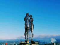格魯吉亞巴統著名雕像景點：Ali & Nino Statue阿里和尼諾雕像，適合打卡拍照📸