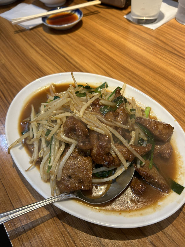 【福岡】創業80年の豚骨ラーメン🍜