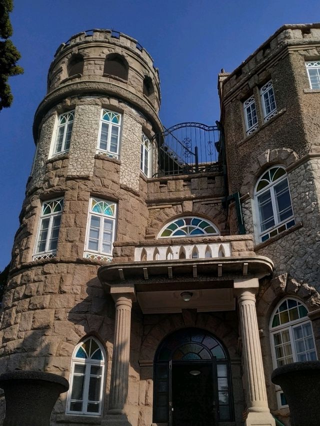 잔잔한 바다와 도시의 기억, 칭다오