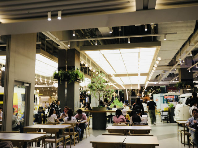 首爾人週末都衝這裡！汝矣島IFC Mall 必逛 