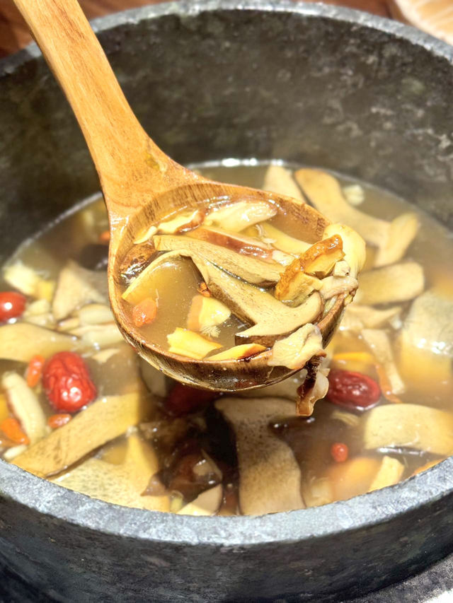 蘑界|深圳人氣野生菌火鍋