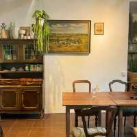 White House Forest Korat | คาเฟ่บ้านสวนสุดโคซี่🌼