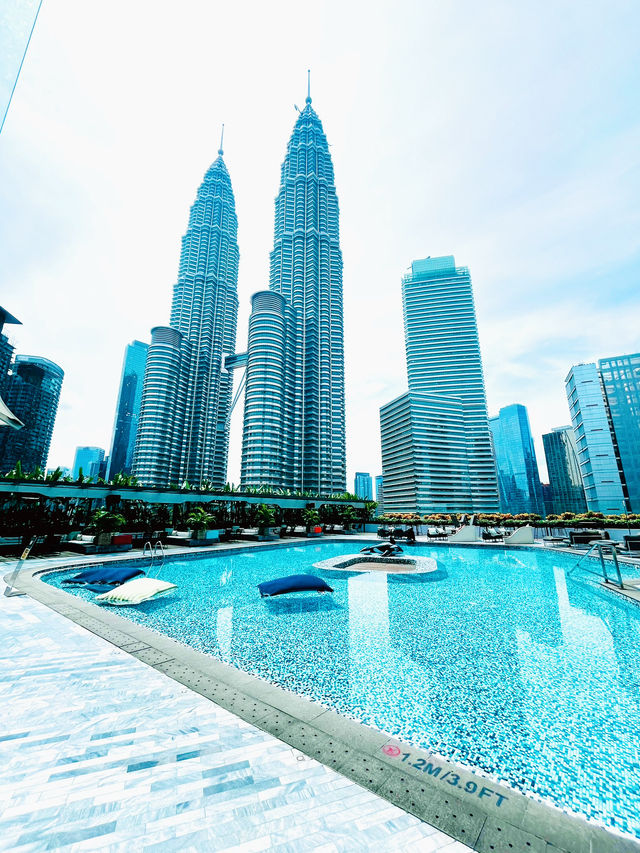 W Kuala Lumpur: Chic 5-Star Luxury in the Heart of the City