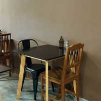 Timeless Elegance at Smith’s Cafe