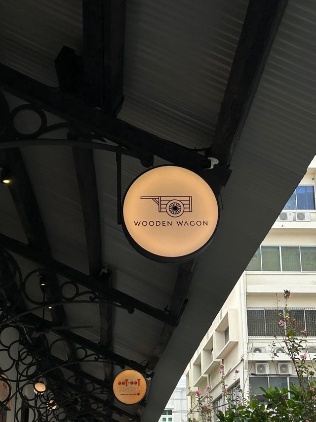 Wooden Wagon: Where Western Cravings Take the Wheel