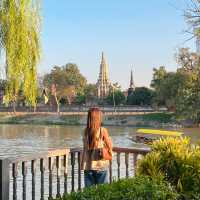 คาเฟ่เรือนไทยริมน้ำอยุธยา
