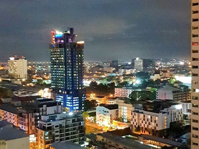 Fantastic Overnight Stay at Holiday Inn Pattaya: