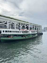 【香港】 灣仔碼頭海濱長廊：週末親子放電空間