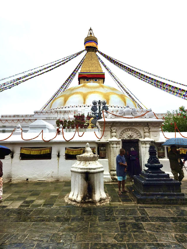 Where the mountains meet the sky — nepal