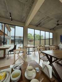 Where Time Slows Down: My Retreat to Lisiman Xinsu