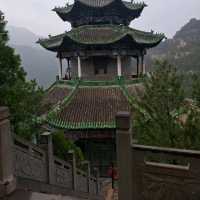 Temples, Cliffs, and “Wait, Is This Real?” Moments