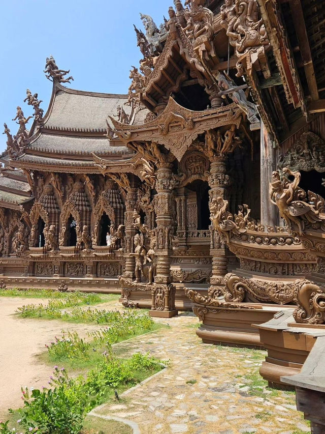微笑みの国タイで、あなたの心に残る旅を🌸🌏✨