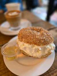 首爾必訪的人氣咖啡店！😍 ～ London Bagel Museum 🥯☕✨