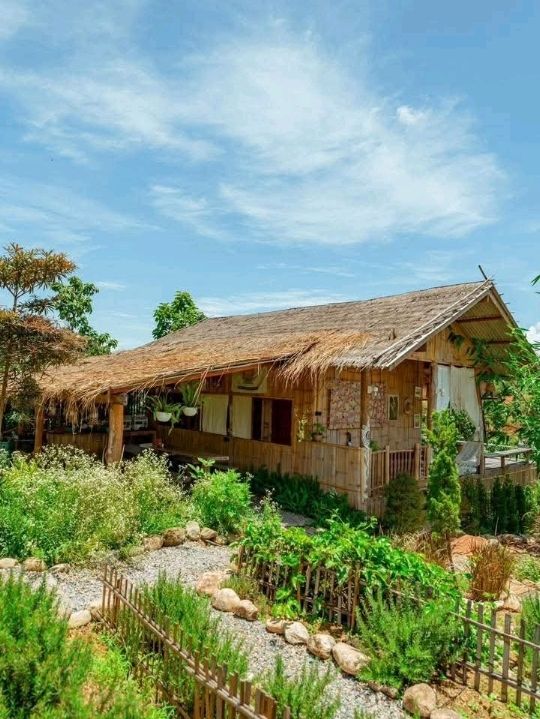 Hug Khao at Mae Chaem Homestay