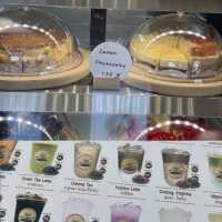  Jeji Cafe’ & Dessert Shop คาเฟ่มูจิย่านรามอินทรา