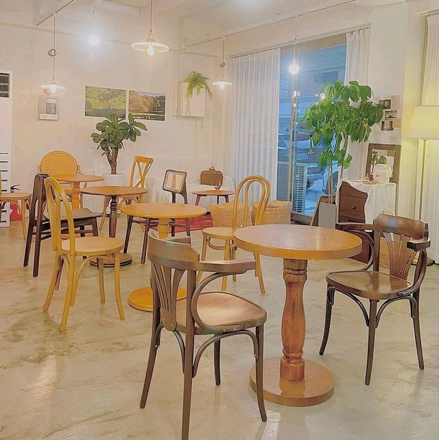 Gonggam Cafe