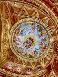 🎭✨ Majestic Melodies at Budapest Opera House! ✨🎭