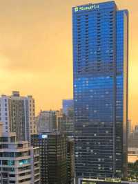 🏙️ Shangri-La The Fort Manila: Luxury in the Heart of BGC 🌟🍸