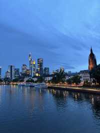 day and night at frankfurt 