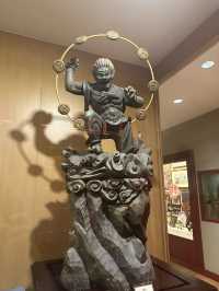 Exploring the Buddha Tooth Relic Temple – A Cultural Gem in the Heart of Singapore