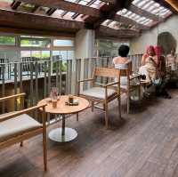 Universal Tea Café