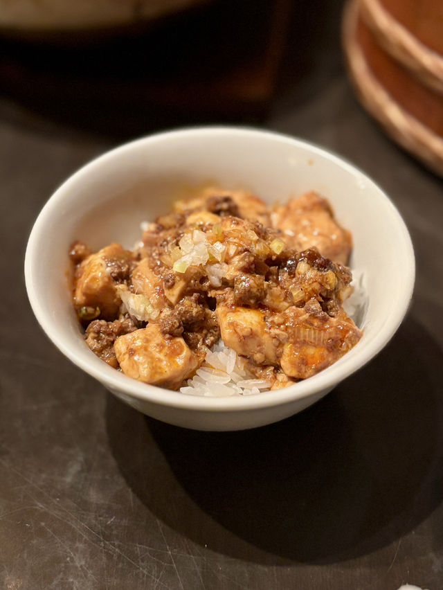 【東京・六本木】本格中国郷土料理の名店「黒猫夜 六本木店」