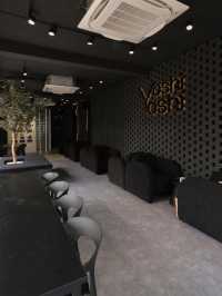 YoshiYoshi Coffee & Tea