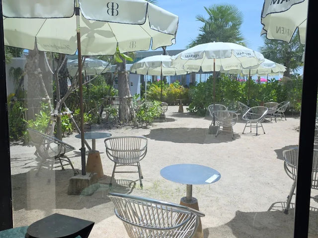 🌸✨ Takara Cafe and Wong Bar — ที่รวมความลงตัว