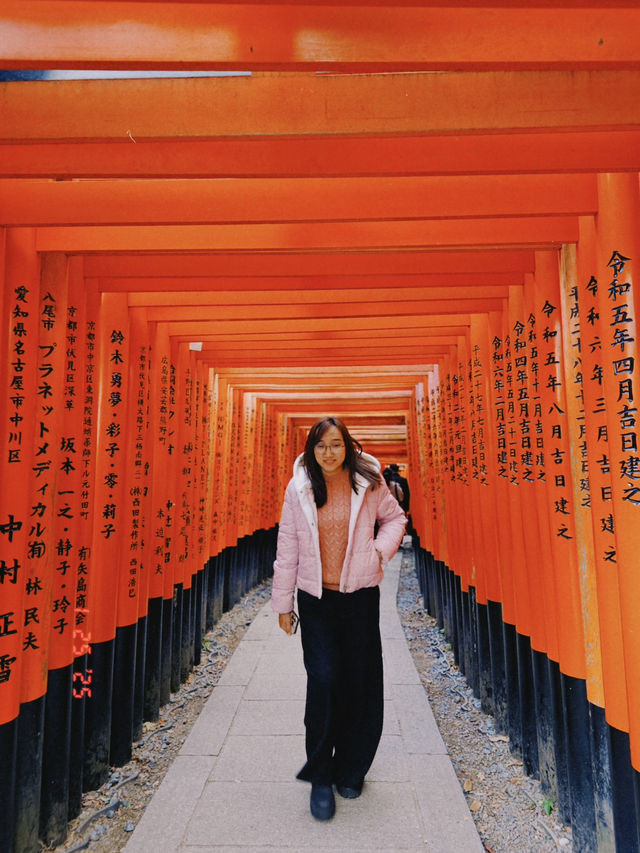 ⛩️ Fushimi Inari Shrine – A Kyoto Icon You Can’t Miss ✨