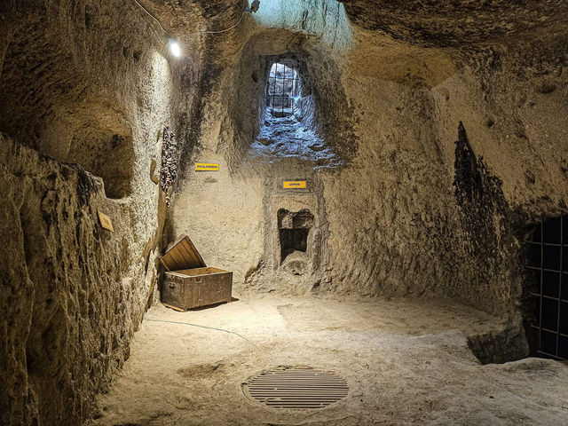 地下に広がる古代の迷宮、カイマクル地下都市へようこそ！