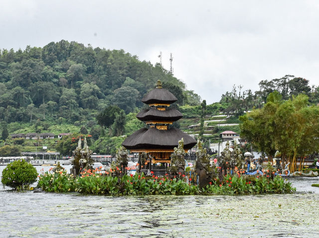 Pura Ulun Danu Bratan – A Serene Lake