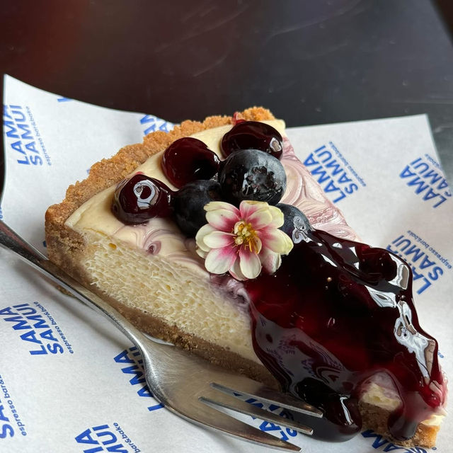 LAMA Cafe | คาเฟ่มินิมัลเท่ ๆ ย่านละไม 