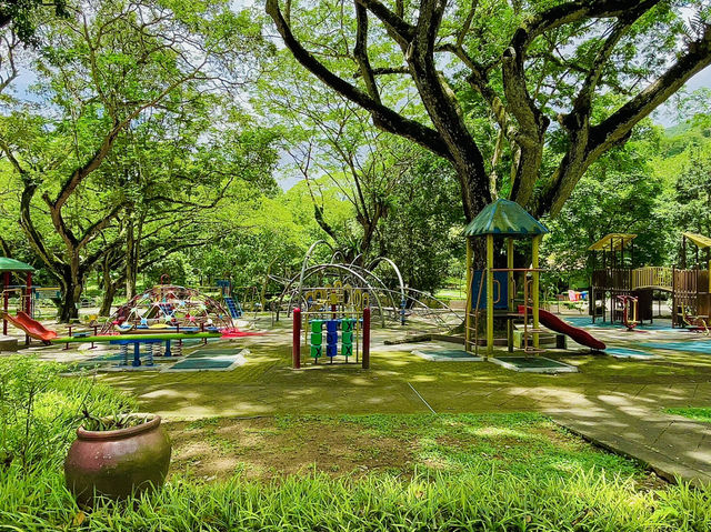 A green sanctuary where you can relax. 😎 👫❤️😍