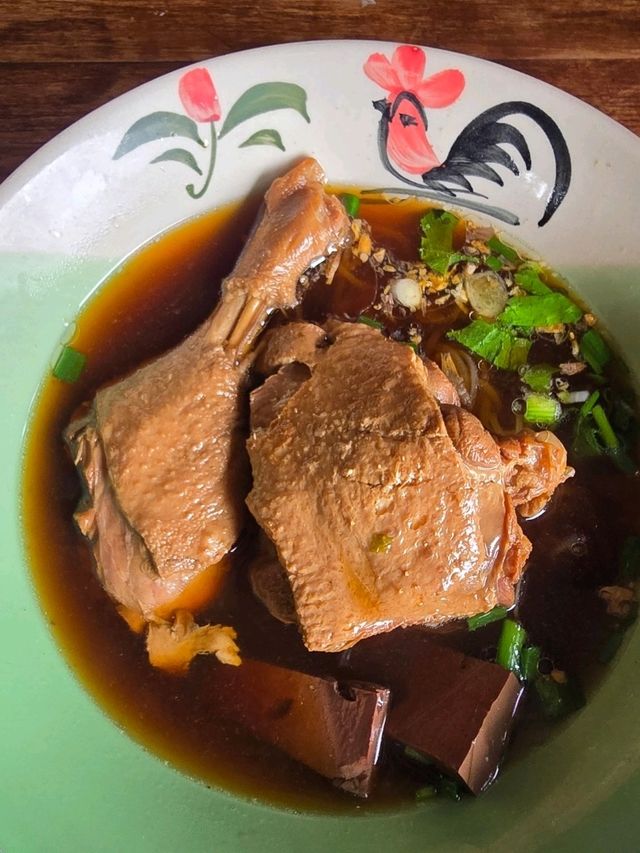 เตี๋ยวเป็ดนายฮุย ก๋วยเตี๋ยวเป็ดแห่งสามโคก