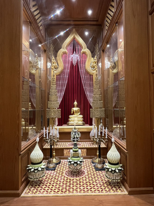 วัดท่าซุง อลังการโบสถ์แก้ว สายบุญต้องห้ามพลาด!