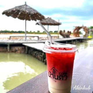 Baan Ta Cafe, a garden-like cafe in the rice fields