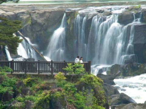 [Kagoshima] The "Niagara of the Orient"!? The overwhelming volume of water at Sogi Falls