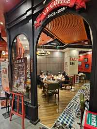 充滿英式風格的西西弗書店