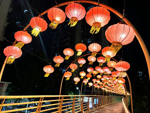 漳州古城西飄帶人行天橋大紅燈籠高高掛🏮