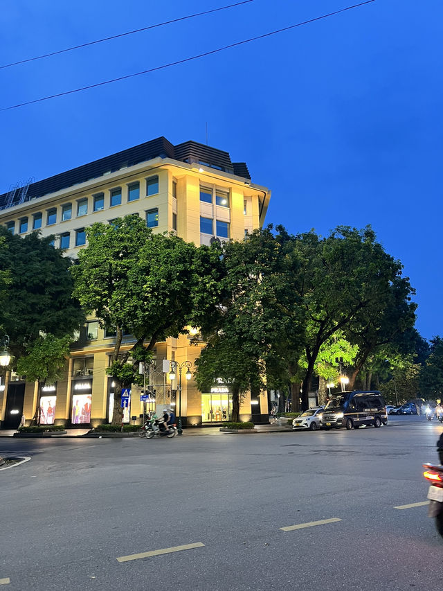 Old Streets ✨🏮 Discover Hanoi 🌆📸