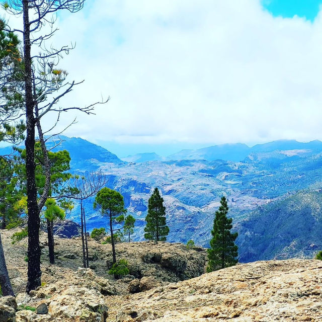 Experience Stunning Views at La Ventana del Nublo 