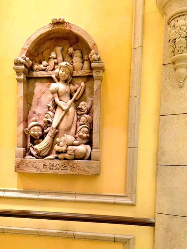 Fairy Tale Magic at Snow White Castle Shanghai Disneyland