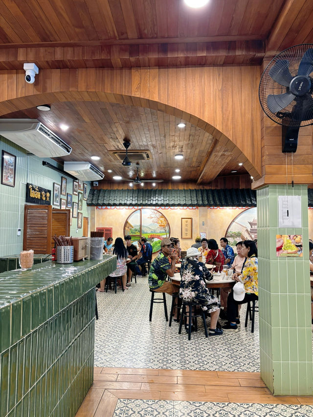 โกอั๋น ติ่มซำและอาหารเช้า เจ้าอร่อย ที่อ่างศิลา