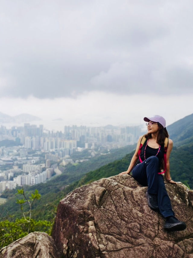 到香港玩點不一樣的～ 來去爬「獅子山」