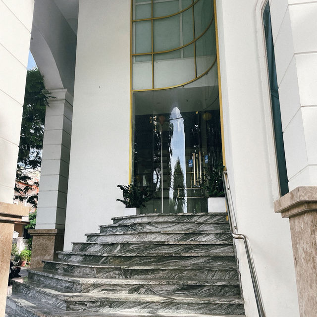 เช็กอิน Arita Rivera Hotel ที่พักสุดชิลพร้อมวิวสวย