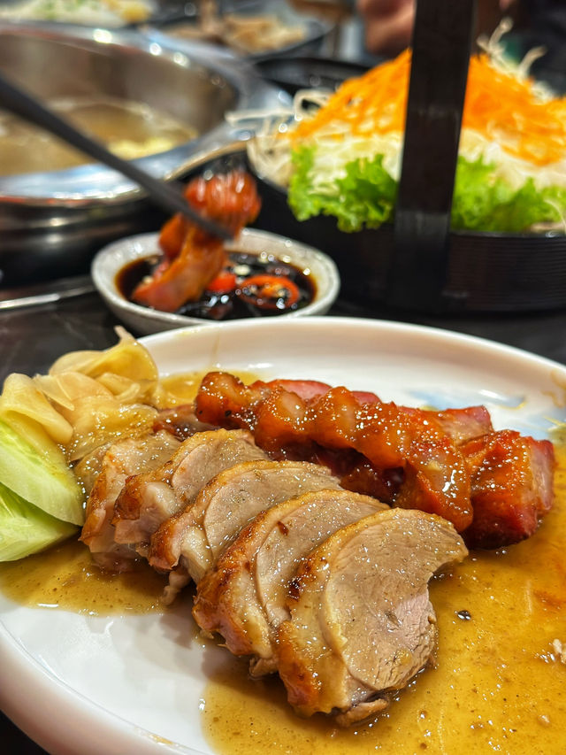 จุ่มชาบูฮ่องกง-เสฉวนในลำปาง