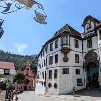 Charming Streets and Alpine Views in Fussen