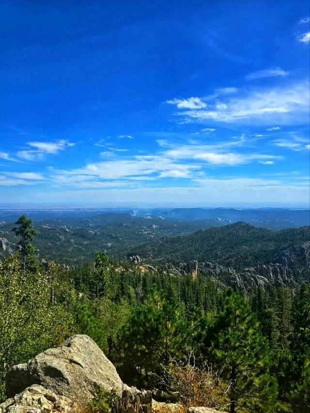 🏞️🌲 Black Elk Peak Trail – Summit of the Black Hills 🏞️🌲 Black Elk Peak Trail – Summit of the Black Hills